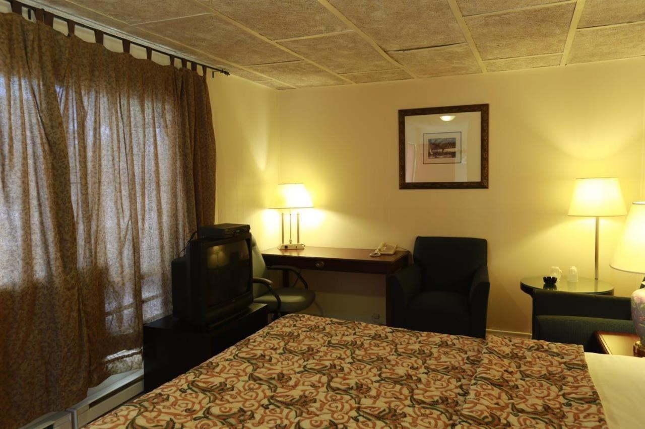 Motel Chez Nous Laval